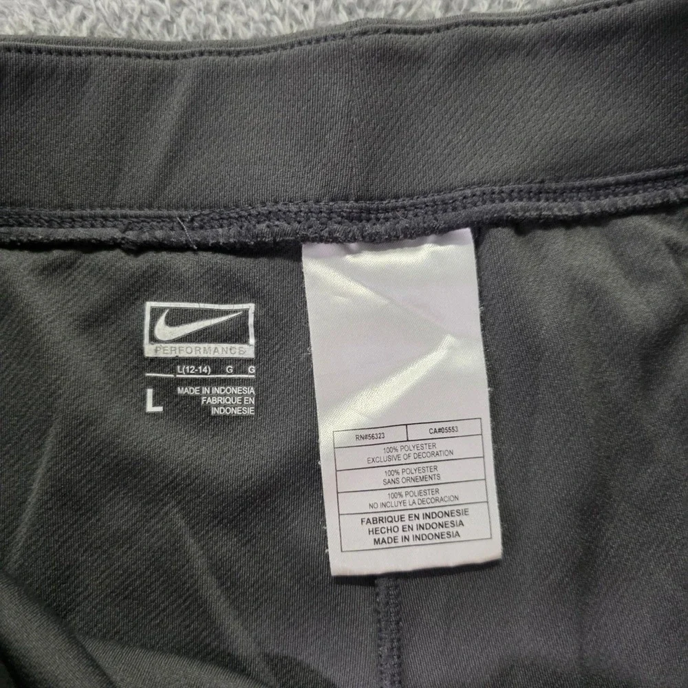 Nike performance athletic